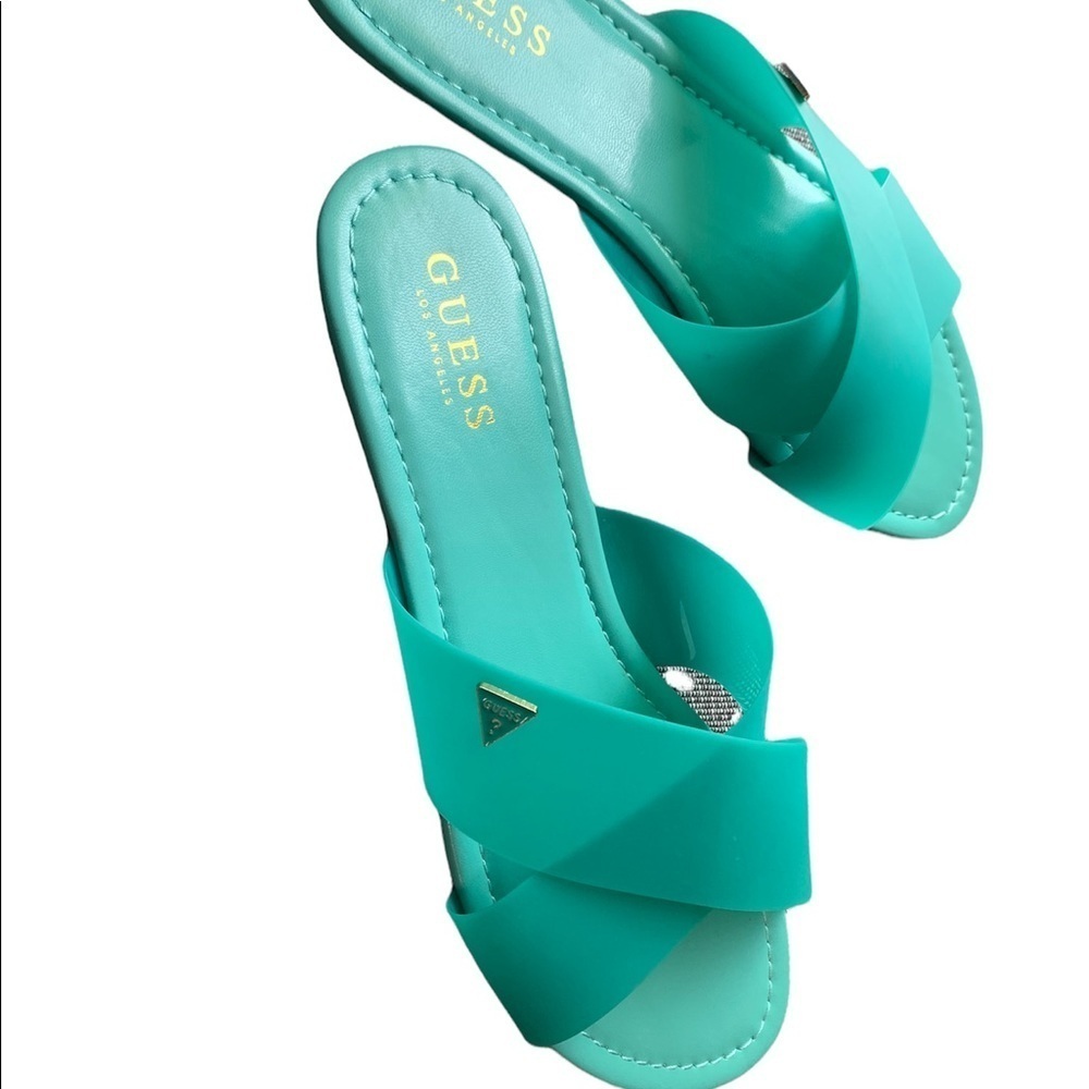 Guess Green Flat Sandal Size 10M - Picture 4 of 15